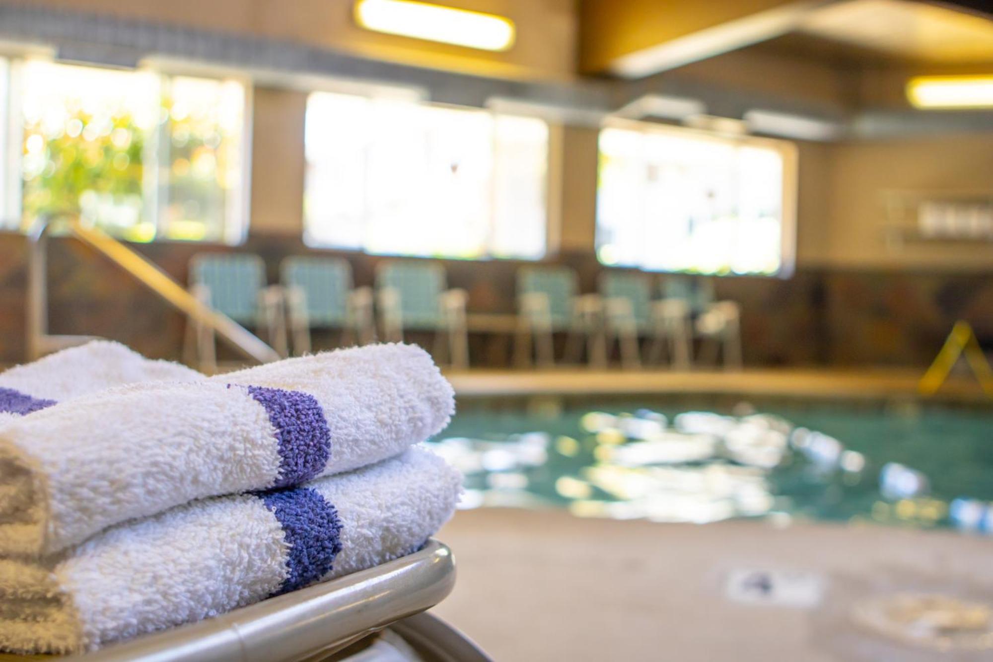 Red Lion Inn & Suites Vancouver Eksteriør bilde