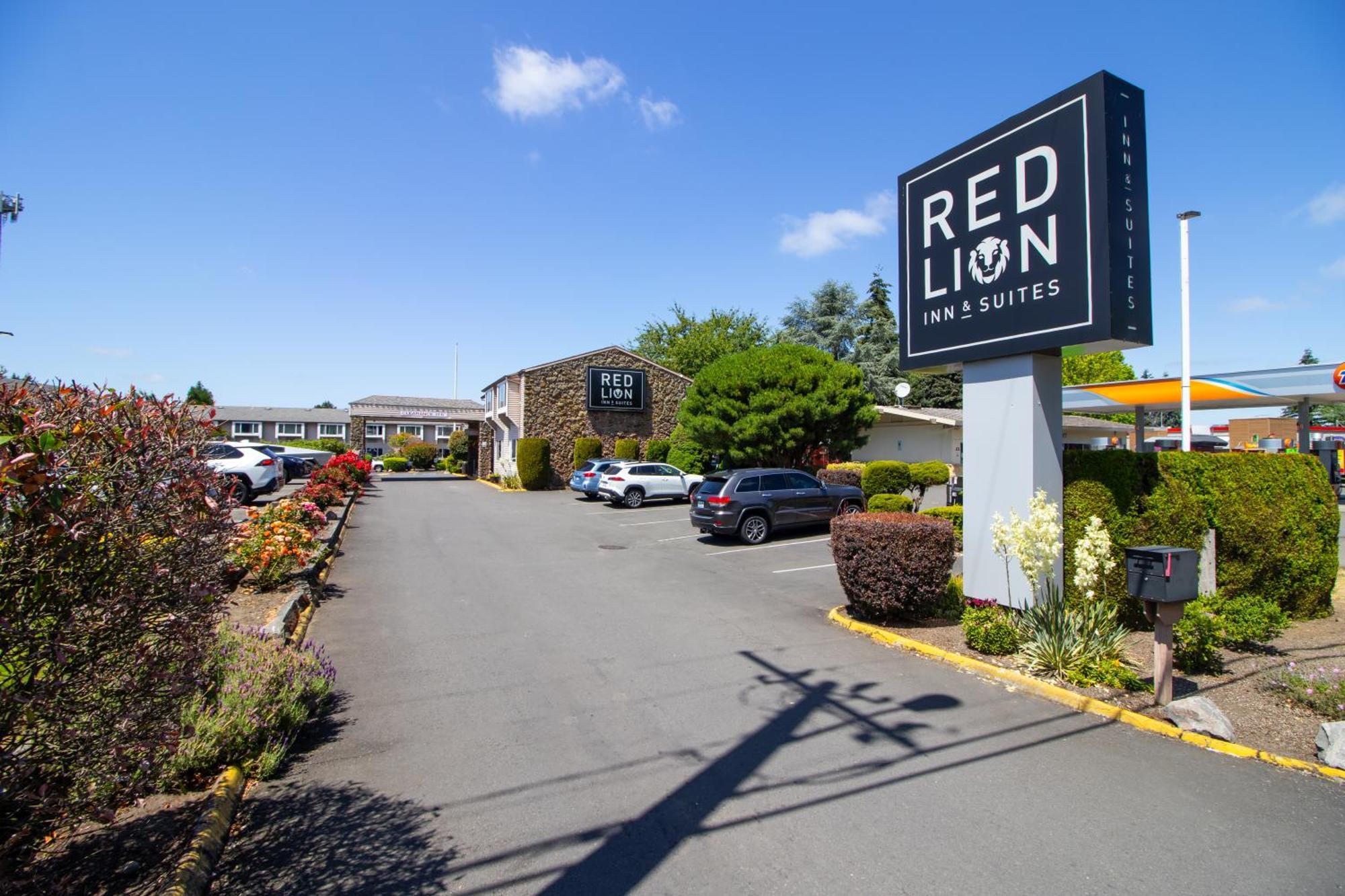 Red Lion Inn & Suites Vancouver Eksteriør bilde