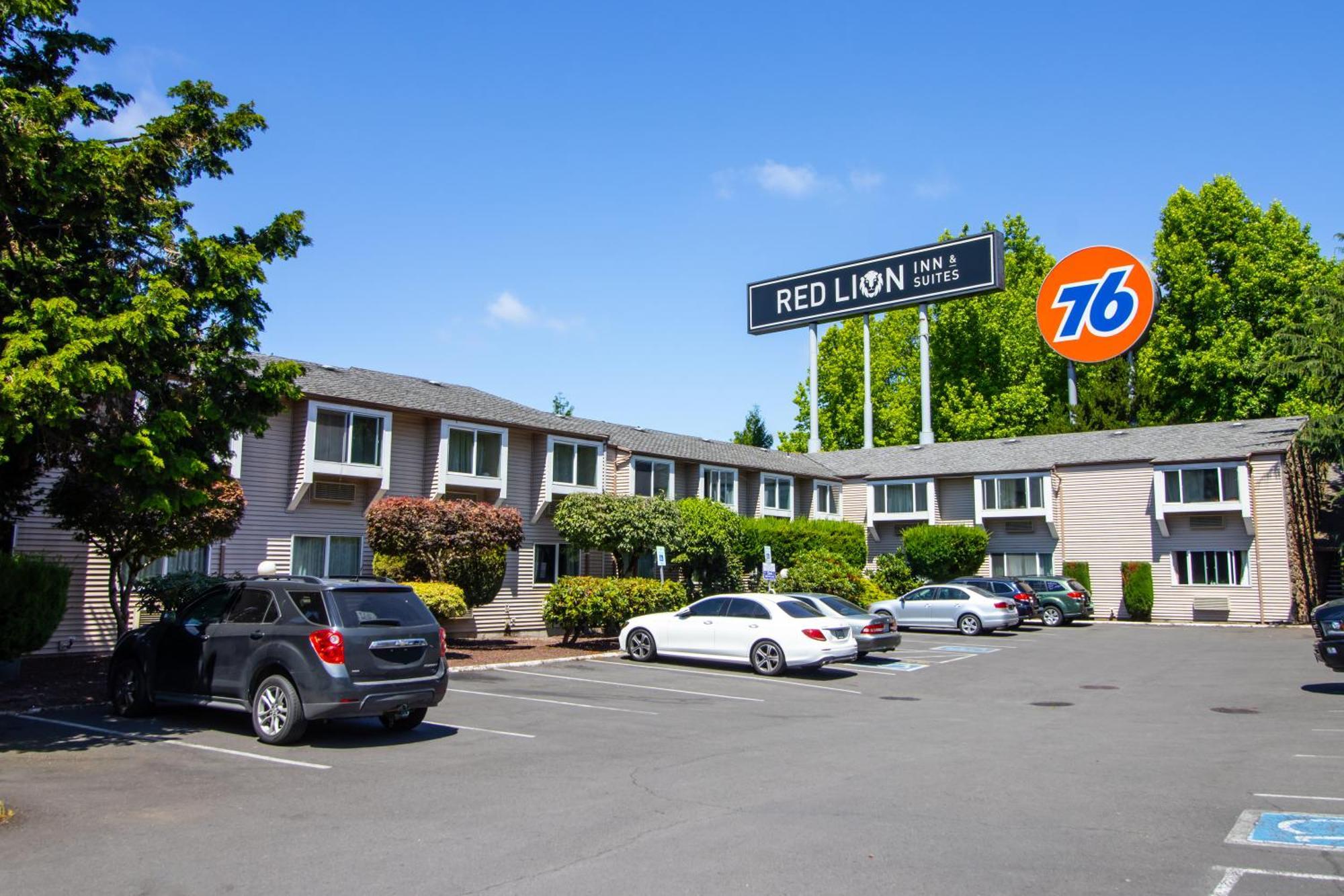 Red Lion Inn & Suites Vancouver Eksteriør bilde