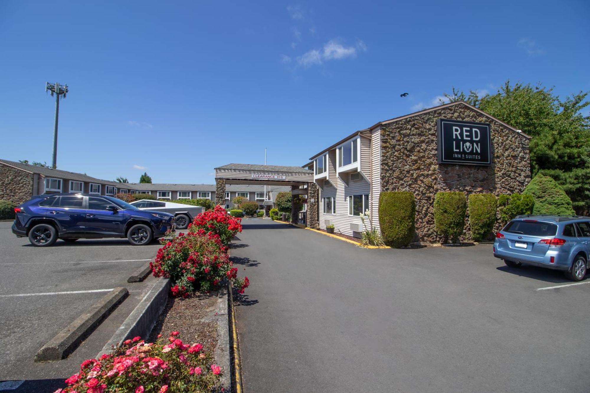 Red Lion Inn & Suites Vancouver Eksteriør bilde