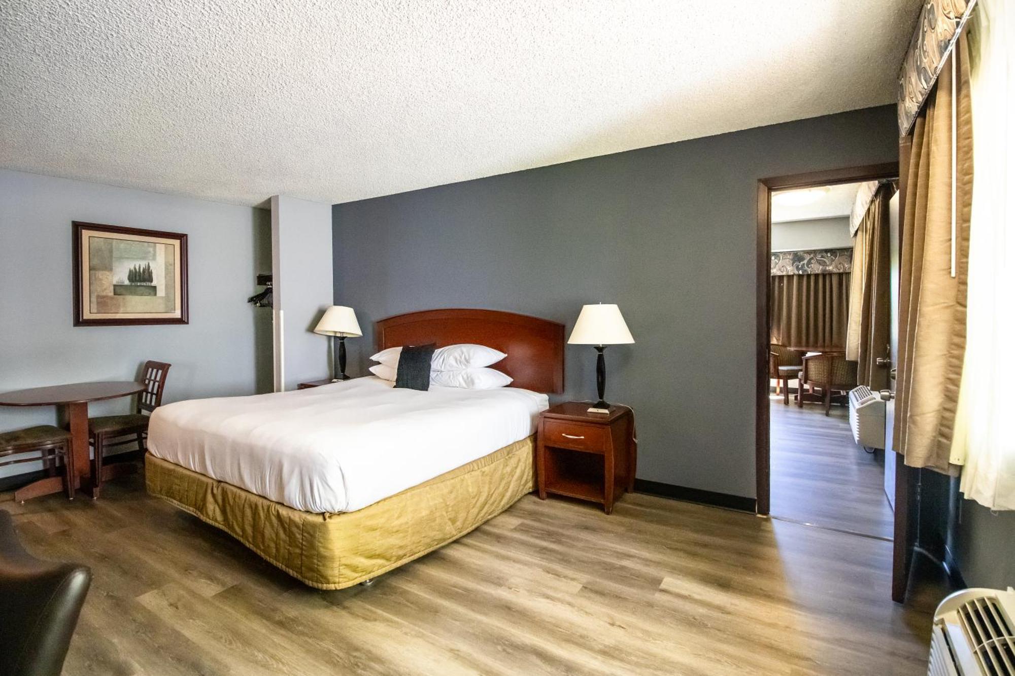 Red Lion Inn & Suites Vancouver Eksteriør bilde